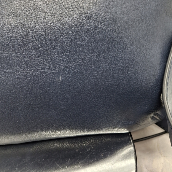 Margot New York Blue Leather Shoulder Bag 9.5x12 - Picture 8 of 15